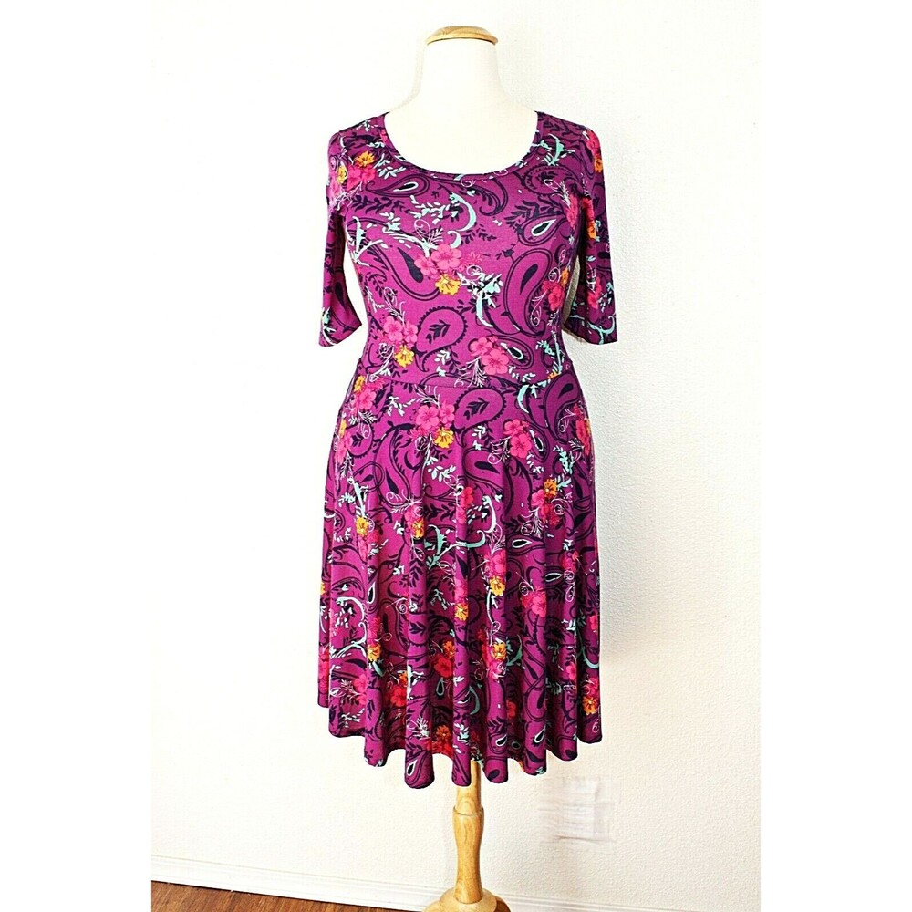 NWOT LULAROE Knit Dress NICOLE 2XL Flared SS Multicolor Floral Paisley Casual
